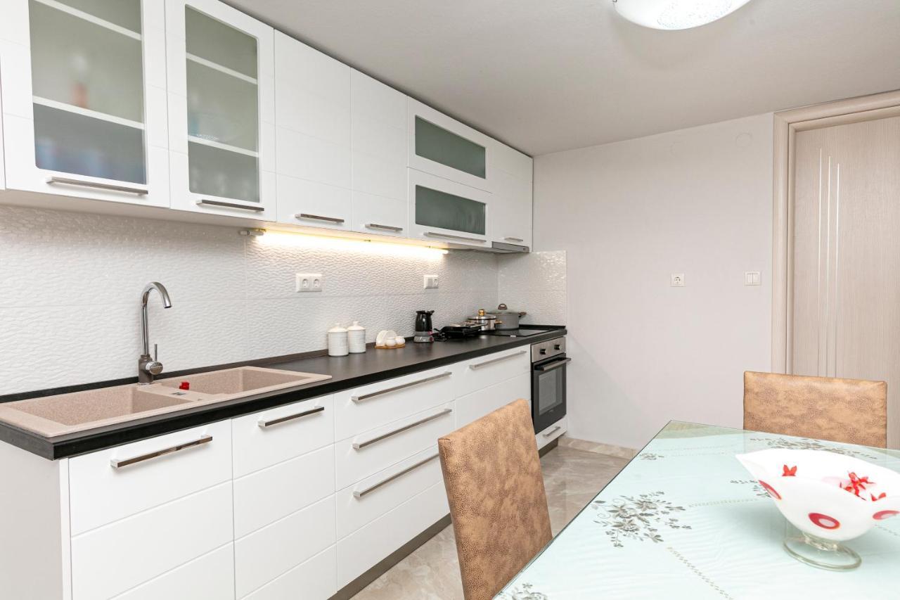 Apartment Loridis View